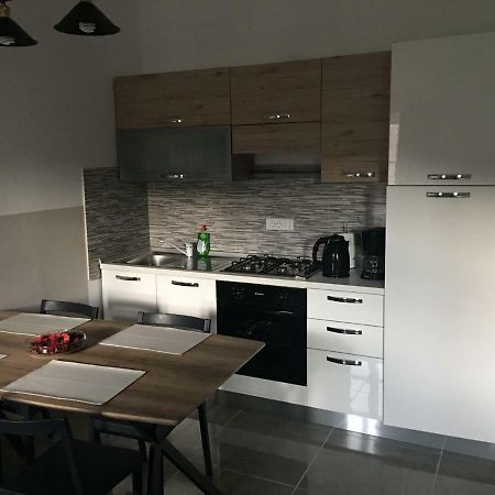 Studio Apartman Dado Apartment Bale Exterior photo